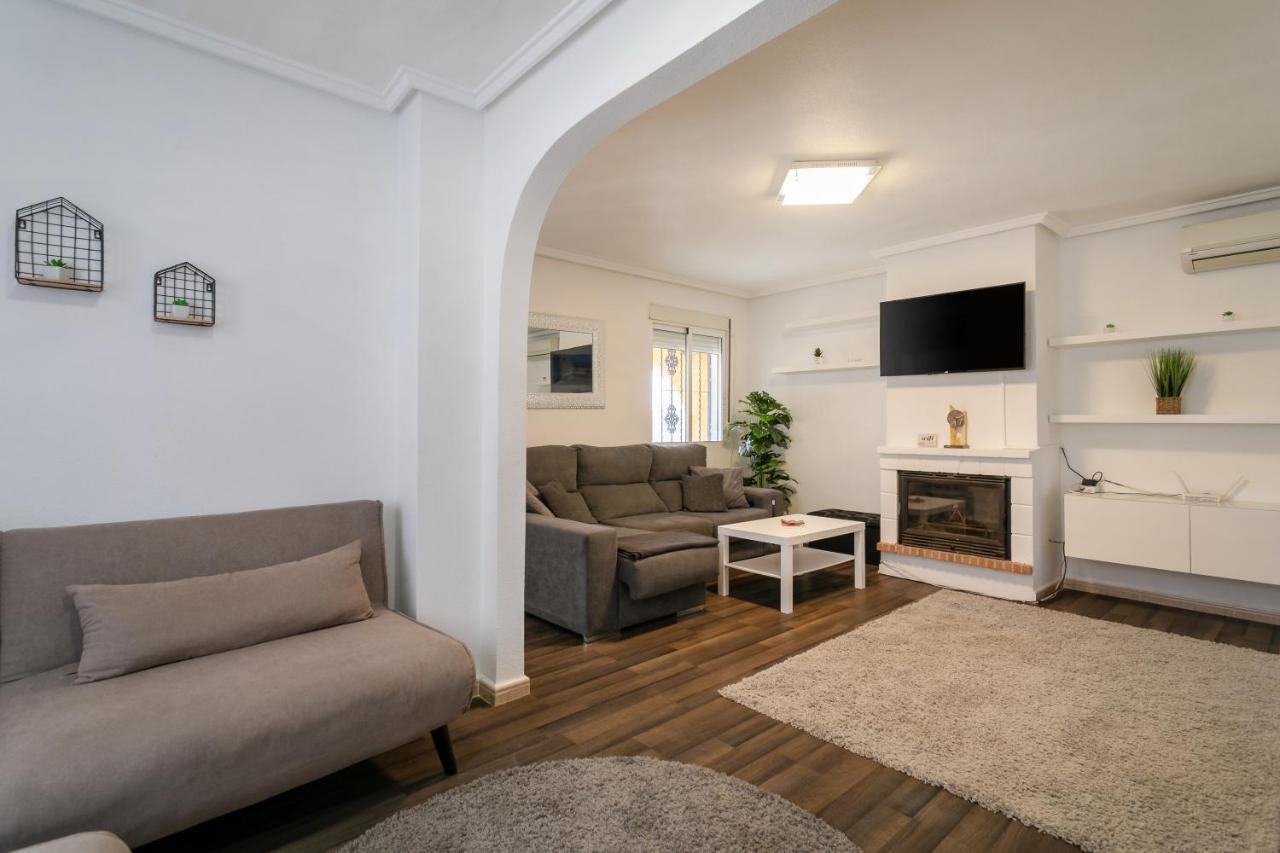 Rr Villa Monforte del Cid Extérieur photo